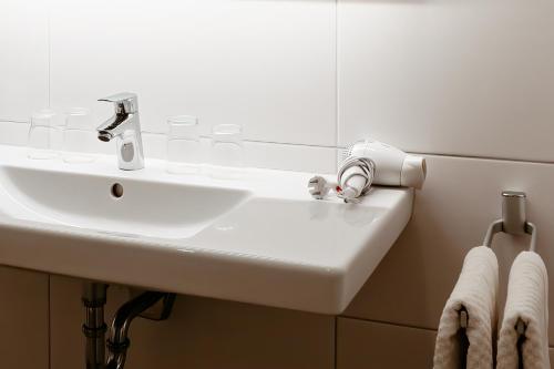 Hotel-Gasthof Goldener Greifen - image 13