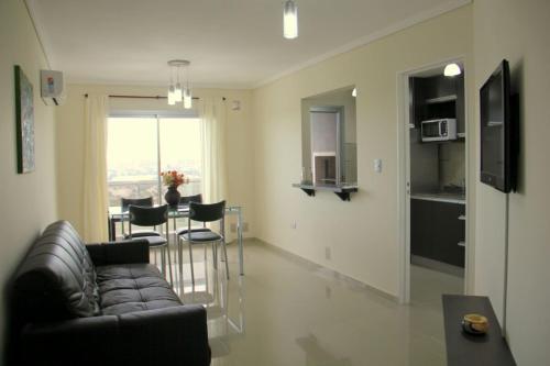 One-Bedroom Apartment image 8