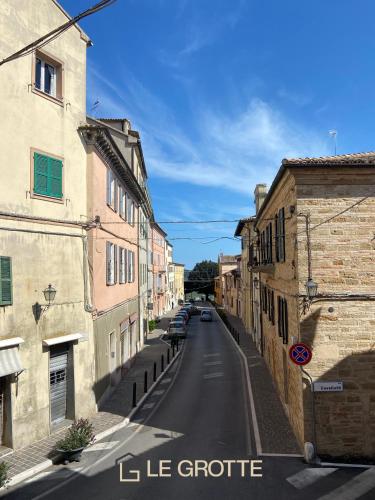 Affittacamere Le Grotte - Le Grotte Rooms & Apartments