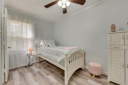 Rock Hill Cottage with Spacious Yard and Fire Pit! Rock Hill Cottage with Spacious Yard and Fire Pit!