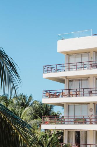 448639986 Ixchel Beach Hotel