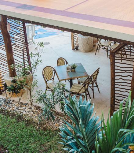 448640090 Ixchel Beach Hotel