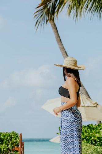 448640202 Ixchel Beach Hotel