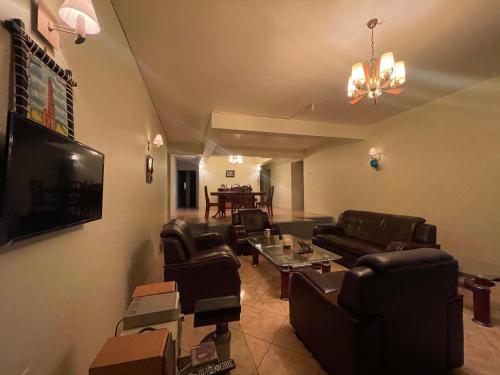 Joe & El Heritage Villa in มารังกู