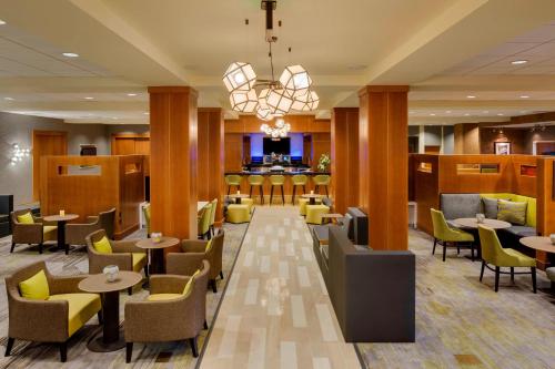 Courtyard by Marriott Boston Logan Airport