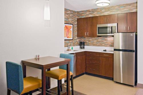 Residence Inn by Marriott Hanover Lebanon - image 8