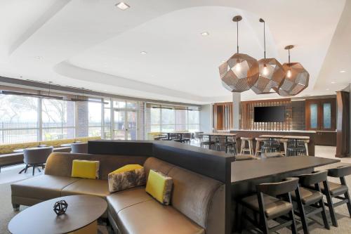 Bar/lounge, SpringHill Suites by Marriott Auburn in Auburn (CA)