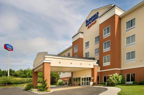 Fairfield Inn and Suites Cleveland - Hotel