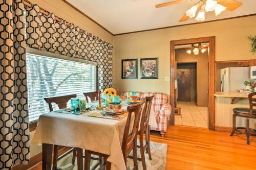 Cozy Craftsman Style Home in Downtown Bartlesville - image 2