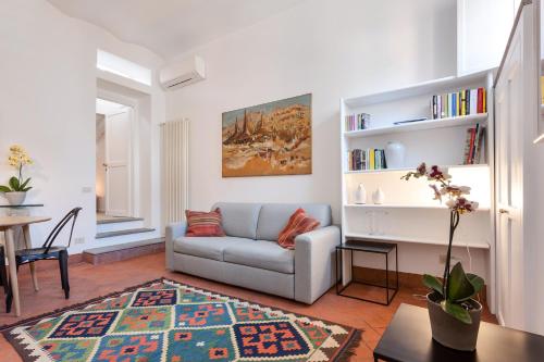 Rome as you feel - Baullari with terrace - image 8