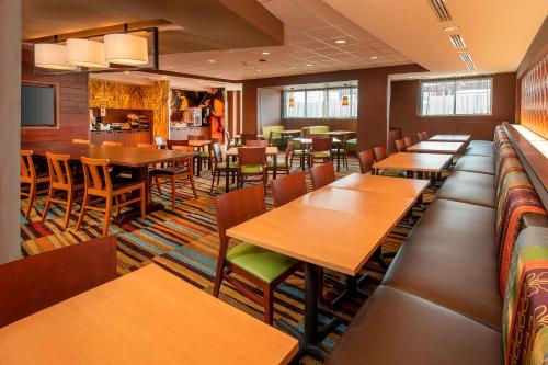 Fairfield Inn & Suites by Marriott Harrisburg International Airport