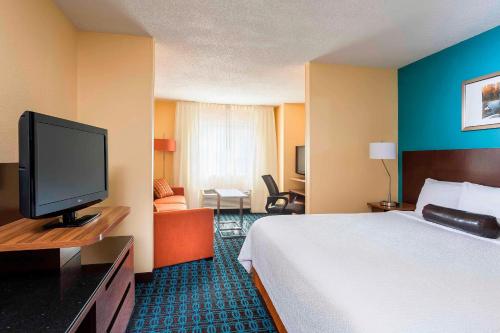 Fairfield Inn & Suites Mansfield Ontario