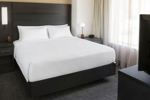 Sleeps 5