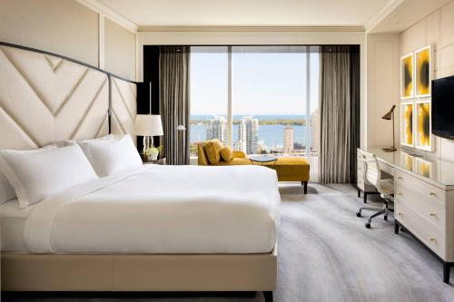 The Ritz-Carlton Toronto