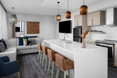 3 bedrooms, 3 beds