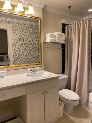 Kingston Hotel Room Type - Double Room with Two Double Beds