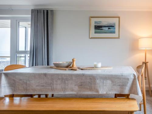 10 Thurlestone Rock - image 13