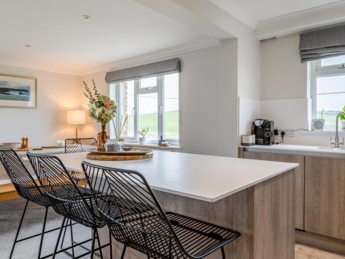 10 Thurlestone Rock - image 11