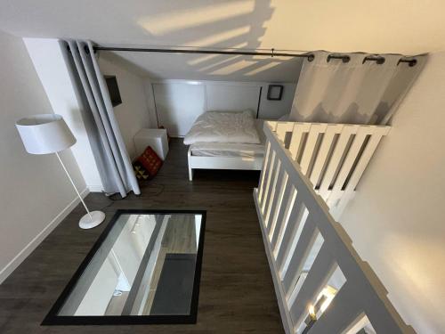 Appartement T3 Duplex avec Terrasse, Parking et Wi-Fi au Port - FR-1-723-38 in Agde