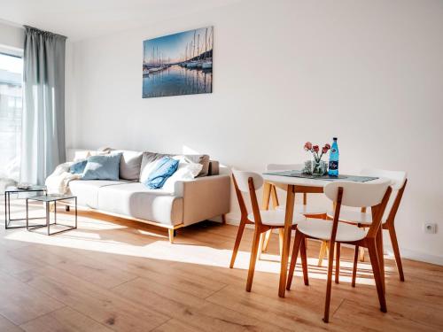 Apartment in Dziwnów by the River & Beach, Dziwnów (photo 4)
