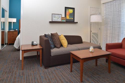 One-Bedroom Suite