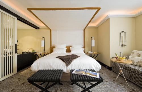 Five Seas by Inwood Hotels