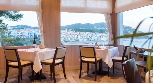 Hotel Sant Roc - image 11