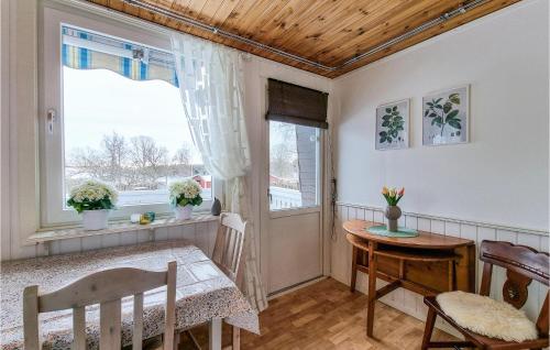 Awesome Home In Skvde With Sauna, Wifi And 1 Bedrooms in Skovde