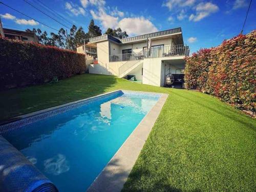 Magnifique Villa avec piscine gîte à louer Guardão