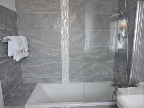 Hotel Uhainak - image 12