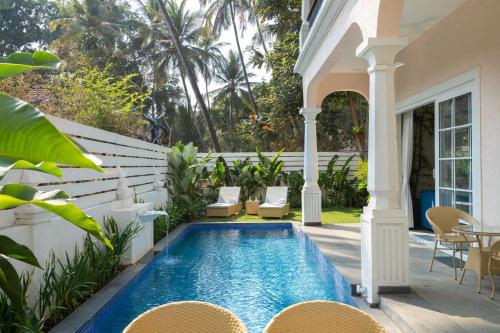 ELIVAAS 4 BHK with Pvt Pool & Terrace - Opalys