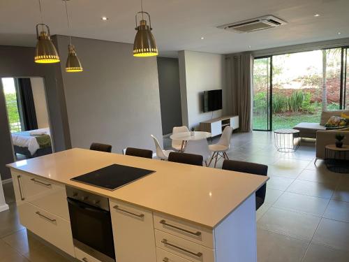 Kjøkken, The Executive - Exclusive Self-Catering Apartments - Ezulwini in Lobamba