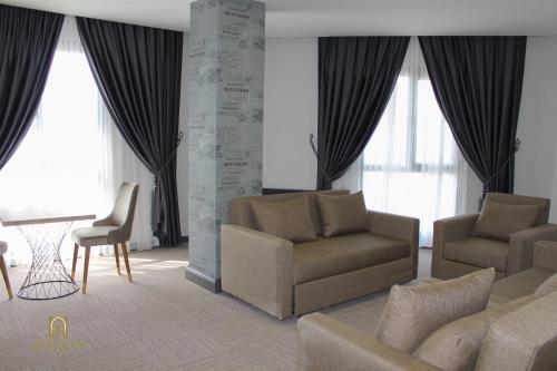 Suite, executive