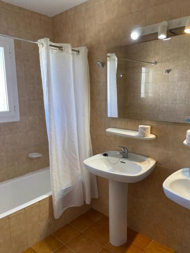 Apartamentos Cristina - image 3