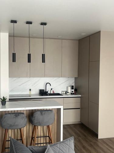 Saules apartamentai, free parking in Sendvario