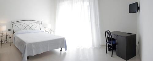 2 twin beds