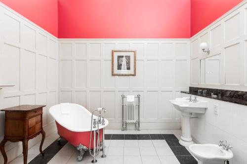 Bathroom, Fernhill Hotel in Portpatrick
