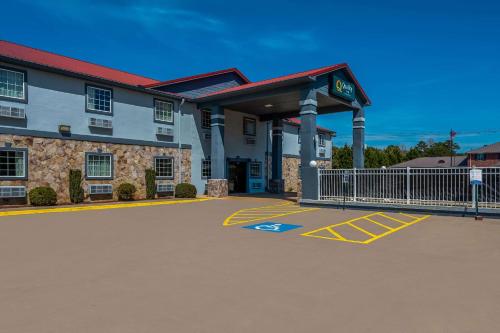 Quality Inn Fort Payne I-59 exit 222