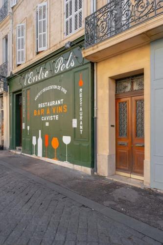 Superbe appart, central, petit balcon & vue Place, Marseille (fotografie 6)