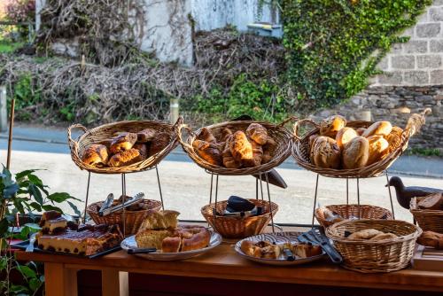 Hotel La Voilerie Cancale bord de mer – Cancale, AL