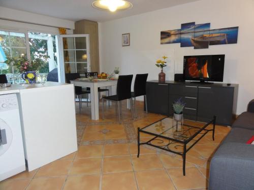 Au Reveil des Cigales in Frejus