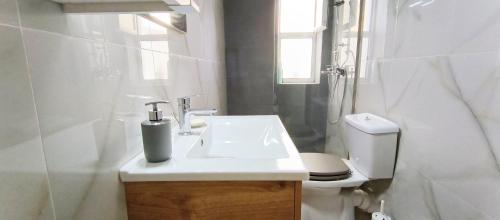 Apartment image 9