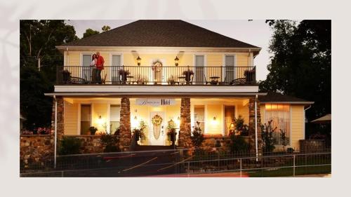 Historic Branson Hotel - Hide-A-Way Room with Queen Bed - Downtown - FREE TICKETS INCLUDED Historic Branson Hotel - Hide-A-Way Room with Queen Bed - Downtown - FREE TICKETS INCLUDED