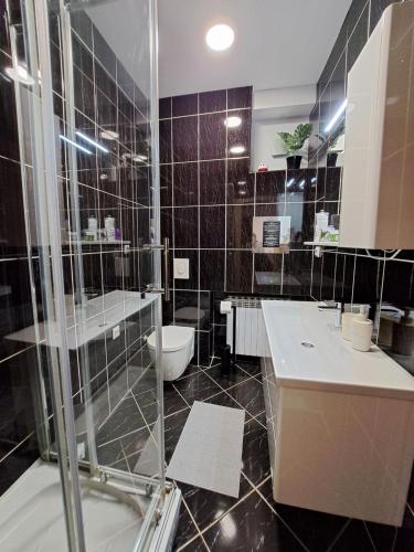 Friday Apartments - image 6
