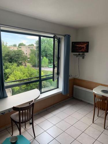 Studio Bourran + parking, Rodez (Foto 4)