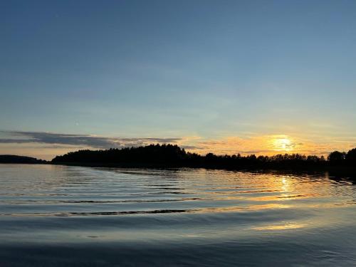 A környék, Apartament w Zabytkowej Stajni nad Jeziorem z Dostepem do Parku i Sasiedztwem XIX wiecznego Dworku M in Steklin