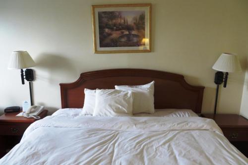 Days Inn by Wyndham Plainfield – Plainfield, IN
