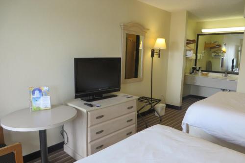 Days Inn by Wyndham Plainfield – Plainfield, IN