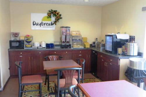 Étterem, Days Inn by Wyndham Plainfield in Plainfield (Indiana)