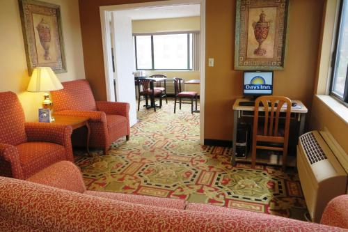 Days Inn by Wyndham Plainfield – Plainfield, IN